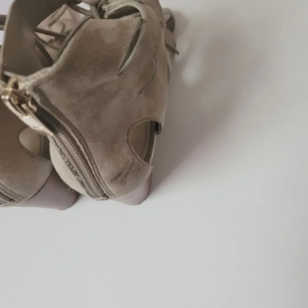 Marc Fisher Paradox Lace Up Block Heeled Sandals in Nude Size 9 - Picture 5 of 9